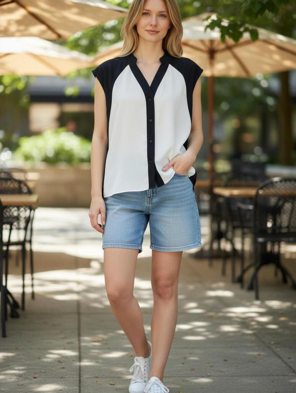 Worthington Women's Black and White Cap Sleeve Blouse XL Semi Sheer Polyester